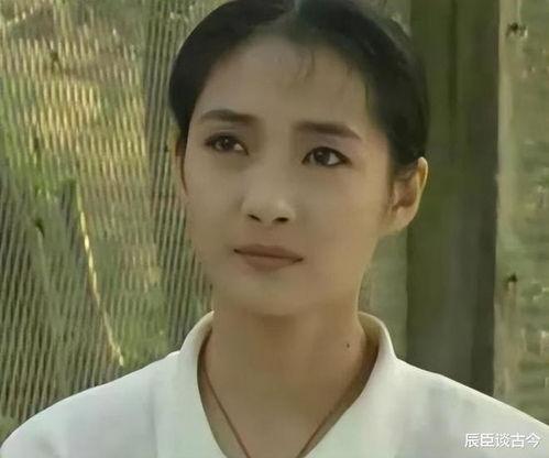 李婷吃瓜,揭秘娱乐圈幕后故事